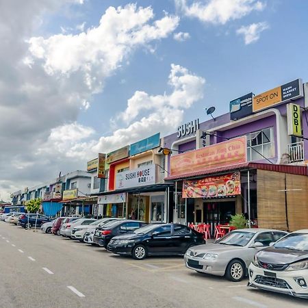 Spot On 89816 Warm Blanket Hotel Johor Bahru Exterior photo