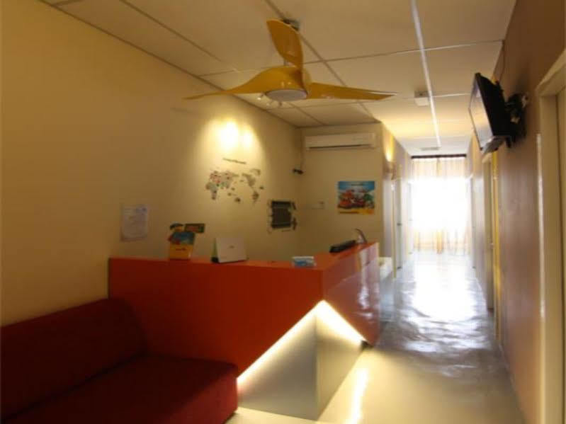 Spot On 89816 Warm Blanket Hotel Johor Bahru Exterior photo